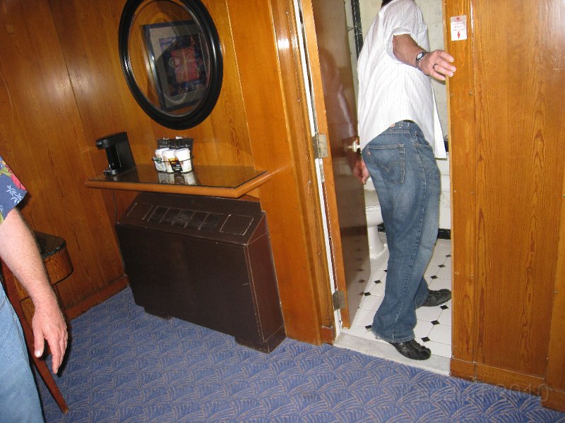 Queen Mary 2010 0430.JPG